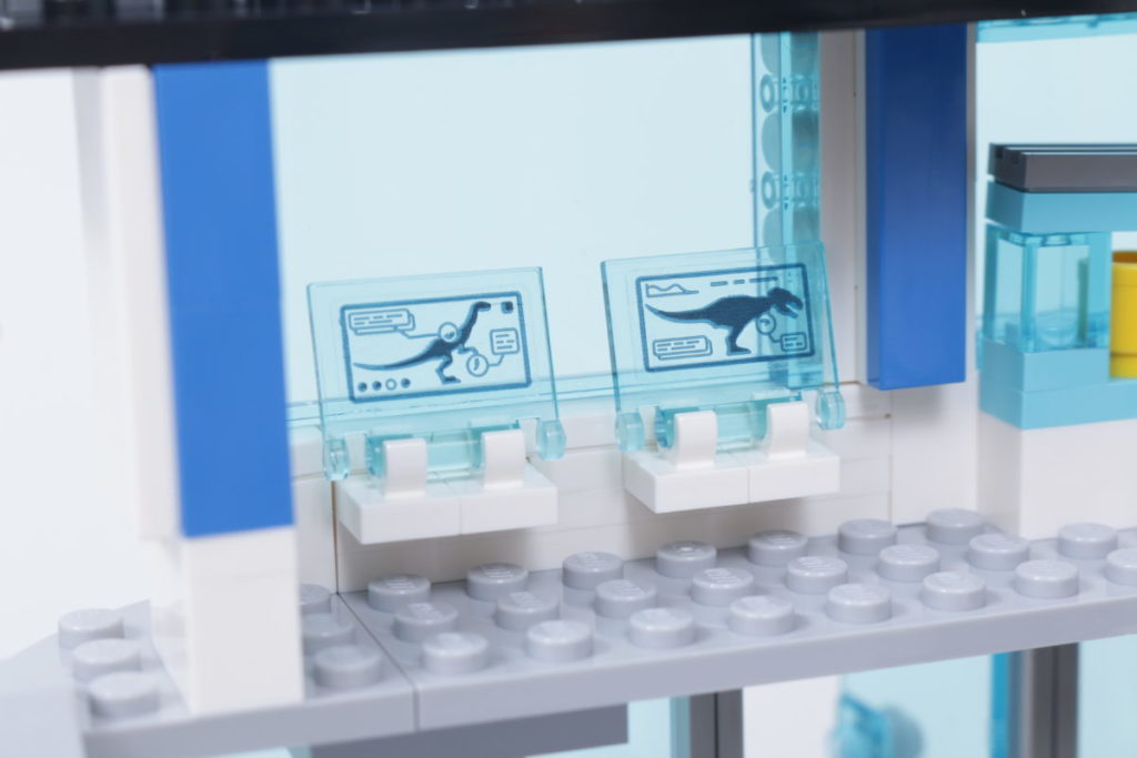 LEGO Jurassic World 76949 Gigantosaurus Therizinosaurus Attack review 10 1024x683