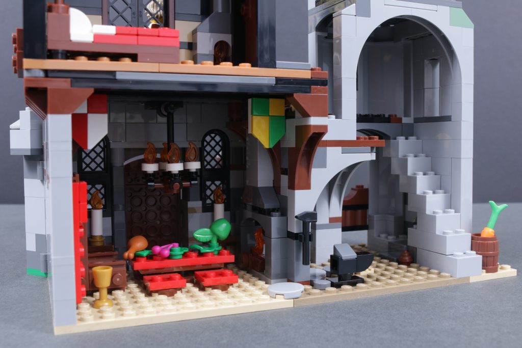 LEGO Creator 3 in 1 31168 Medieval Horse Knight Castle review 33 1024x683
