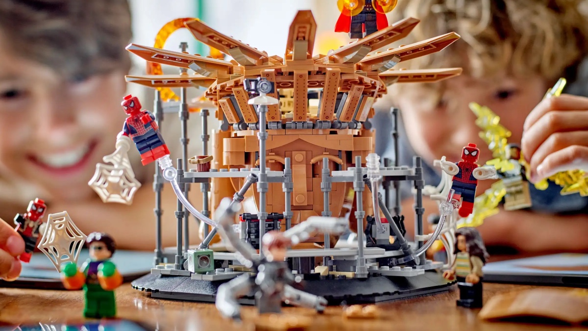 There are more heads in the new LEGO Marvel Spider-Man: No Way Home set 