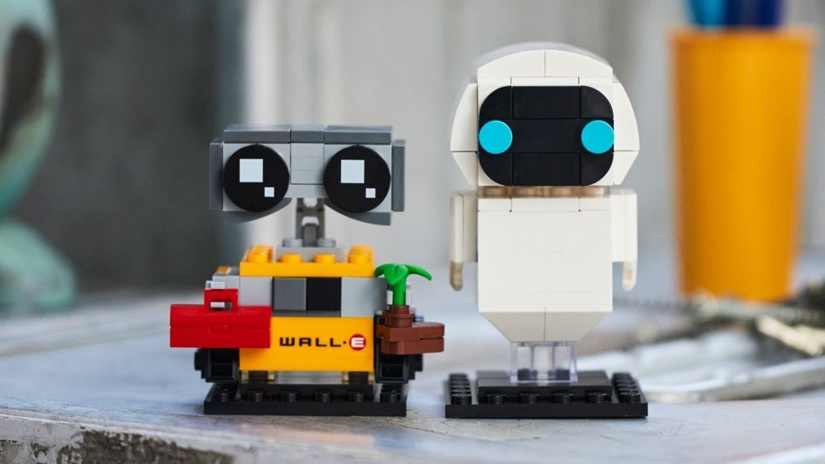 This isn't the first LEGO Disney WALL•E set