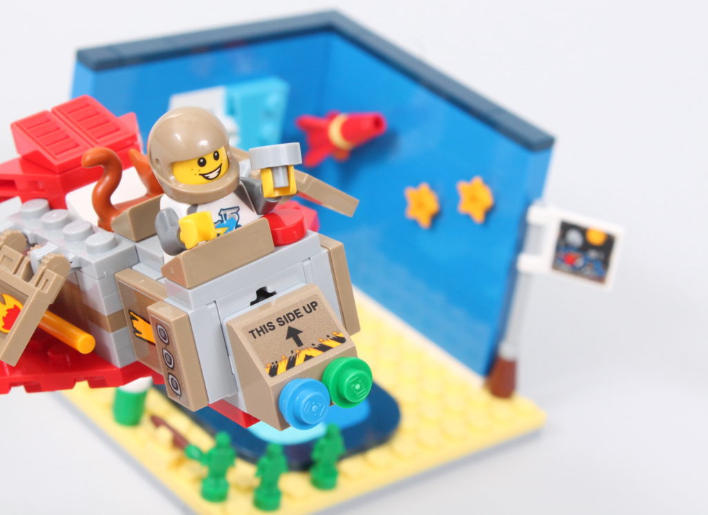 LEGO Ideas 40533 Cosmic Cardboard Adventures gift with purchase review 23 1024x745