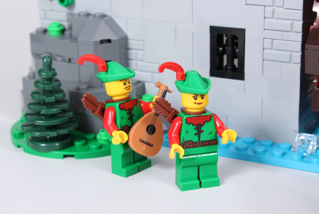 LEGO Icons 10305 Lion Knights Castle critique 9 1024x689