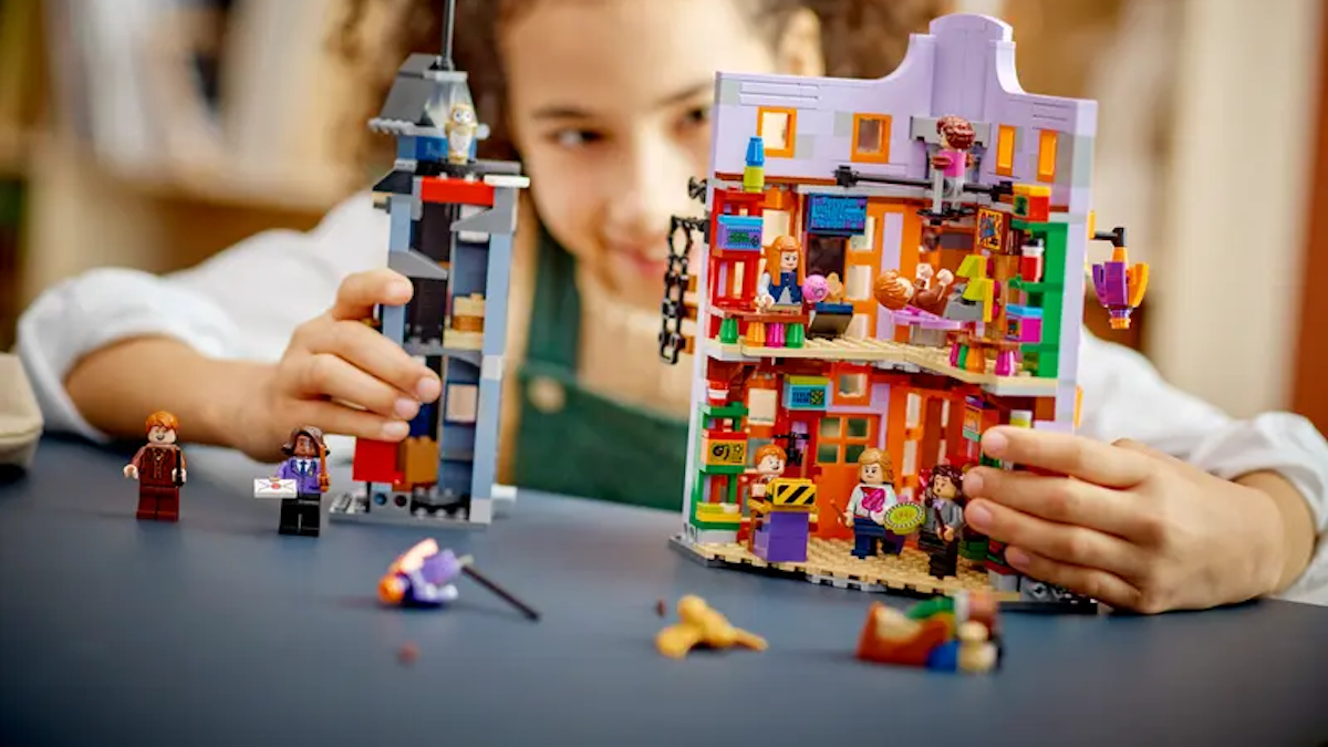 Official LEGO listing confirms price for LEGO Harry Potter 76422 Diagon Alley: Weasleys’ Wizard Wheezes