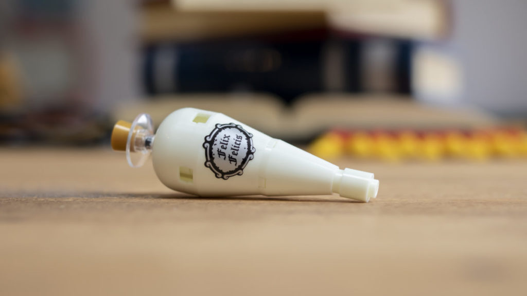 LEGO Harry Potter 76391 Hogwarts Icons Collectors Edition 49 1024x576