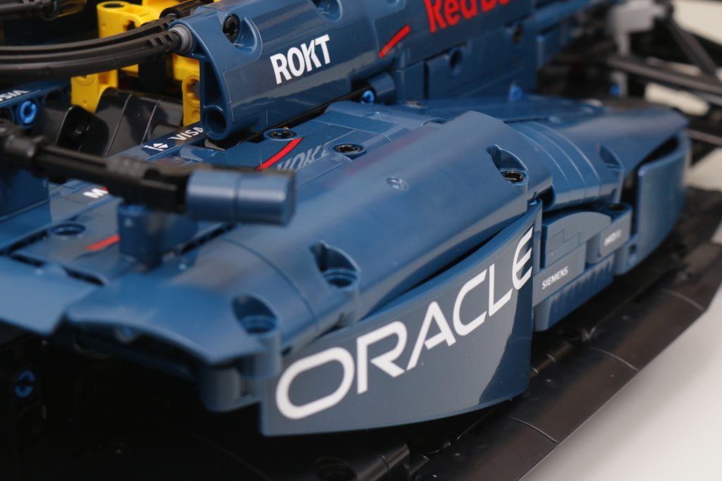 LEGO Technic 42206 Oracle Red Bull Racing RB20 F1 Car review 44 1024x683