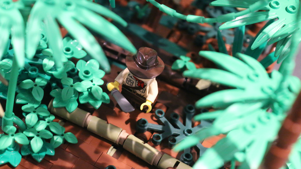 How to build a LEGO jungle – techniques and parts