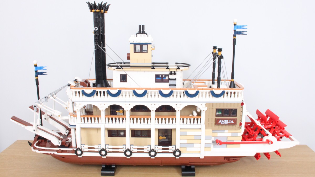 LEGO Ideas 21356 River Steamboat review