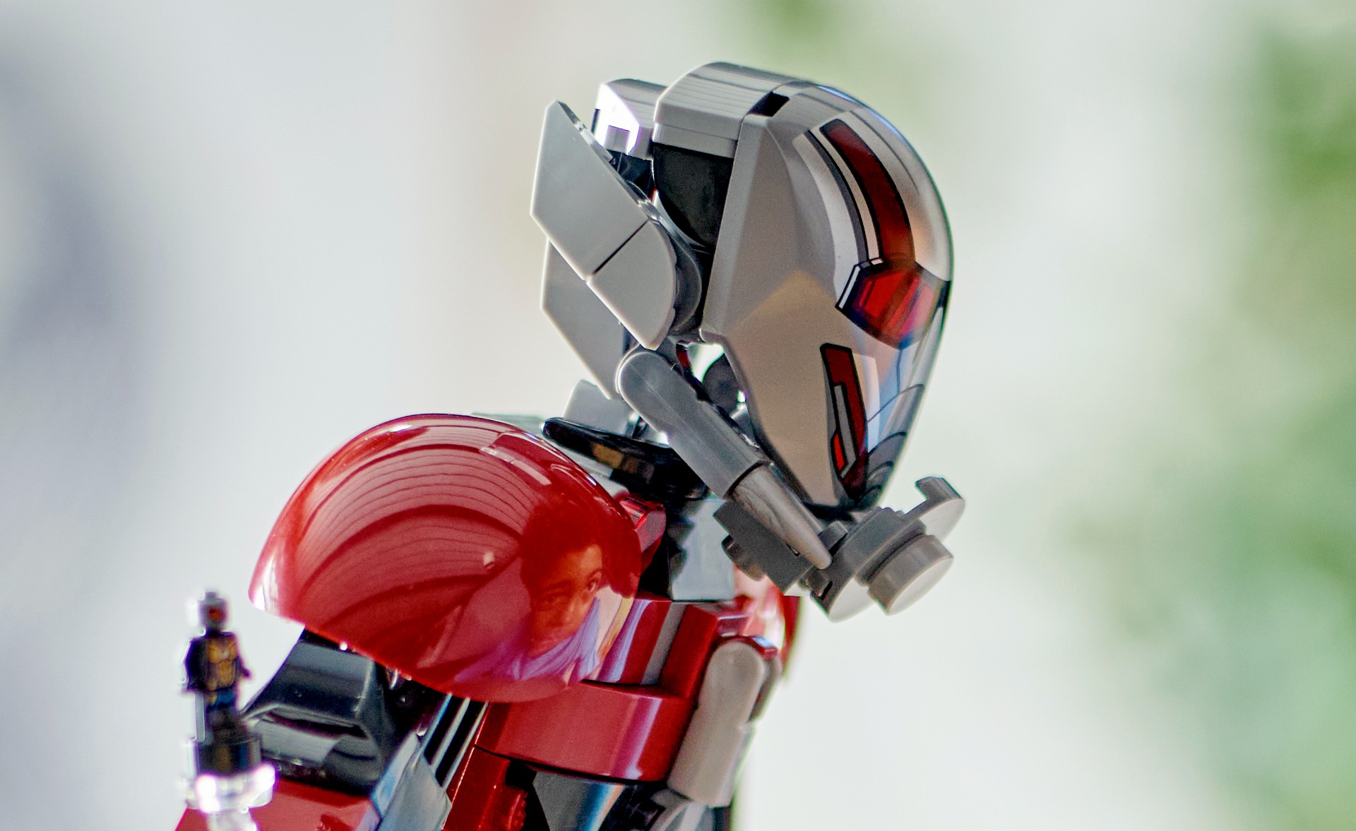 LEGO Marvel 76256 Ant Man Construction Figure helmet