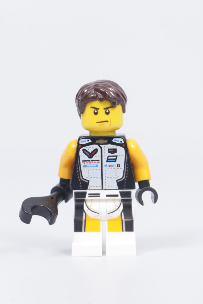 LEGO Speed Champions 76903 Chevrolet Corvette C8.R Race Car and 1968 Chevrolet Corvette review 30