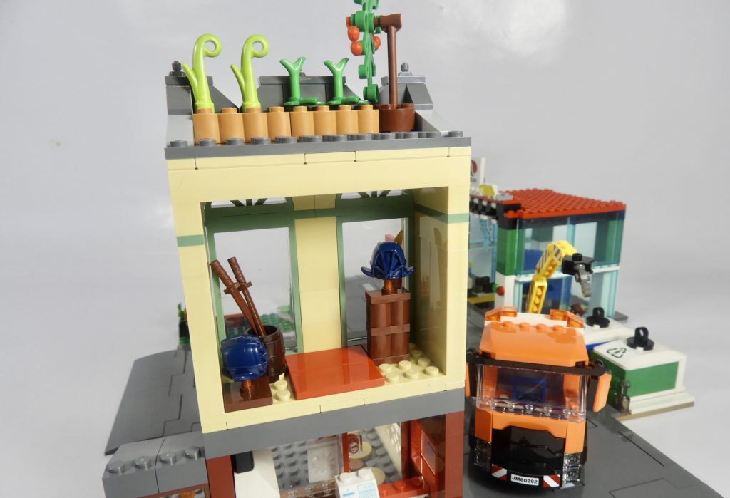 LEGO CITY 60292 Town Center review 9