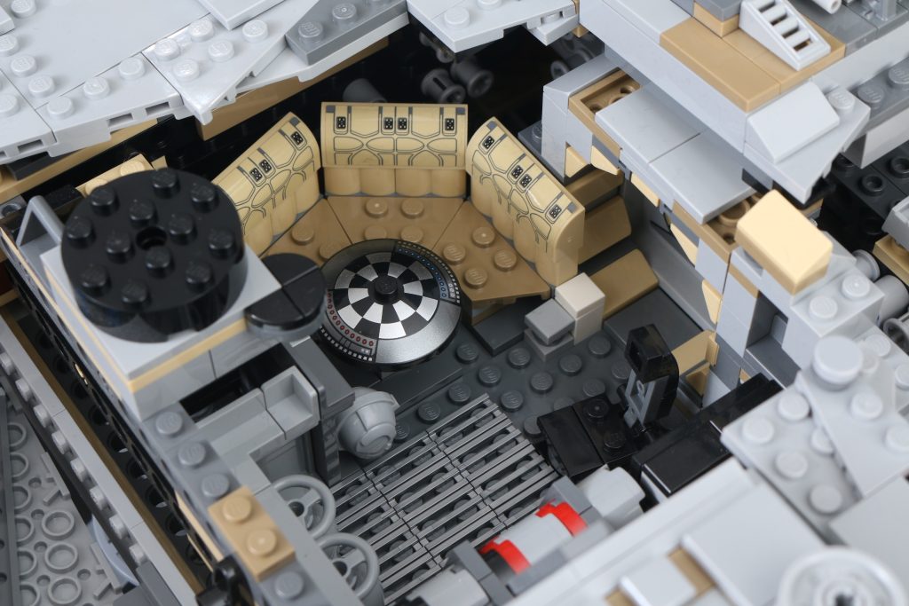 LEGO Star Wars 75192 UCS Ultimate Collectors Series Millennium Falcon review 40 1024x683