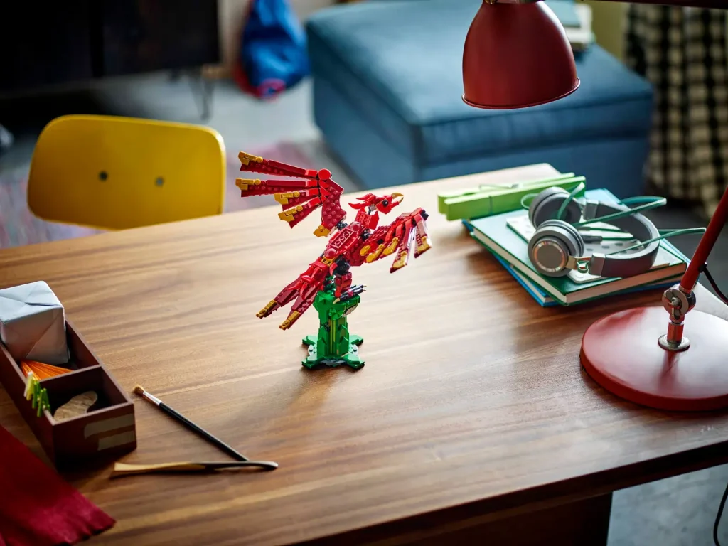 LEGO Creator 31161 Medieval Dragon lifestyle 3 1024x768