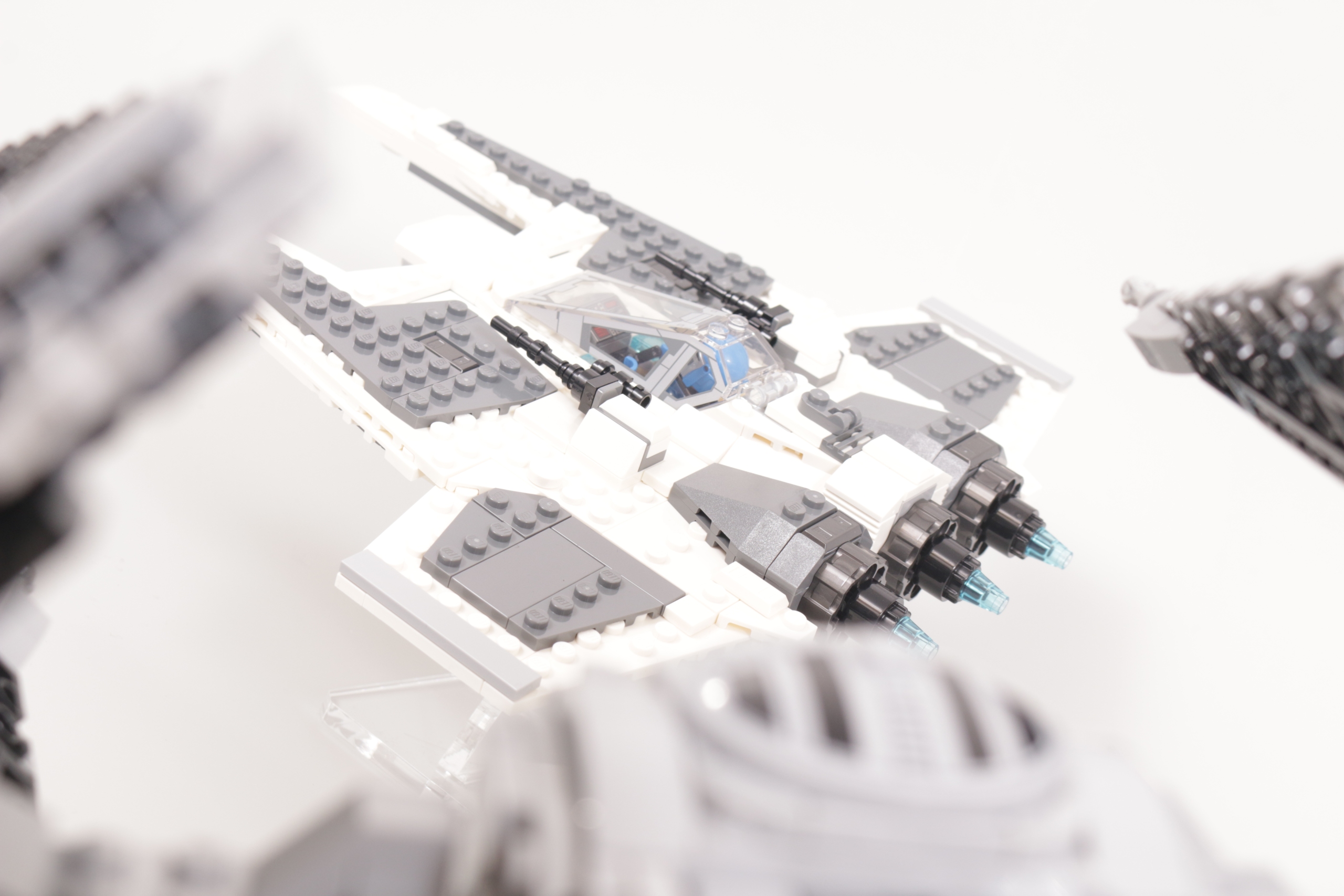 LEGO Star Wars 75348 Mandalorian Fang Fighter vs. TIE Interceptor review 10 scaled