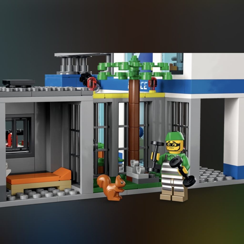 LEGO CITY 60316 Police Station 8 1024x1024
