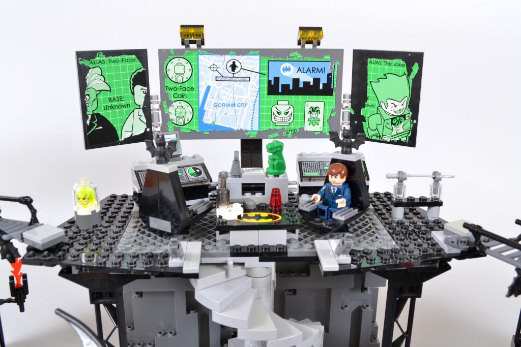 LEGO Batman 7783 The Batcave The Penguin and Mr. Freezes Invasion 3 1024x683