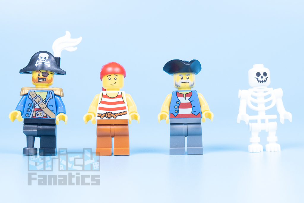 LEGO Creator 31109 Pirate Ship 20