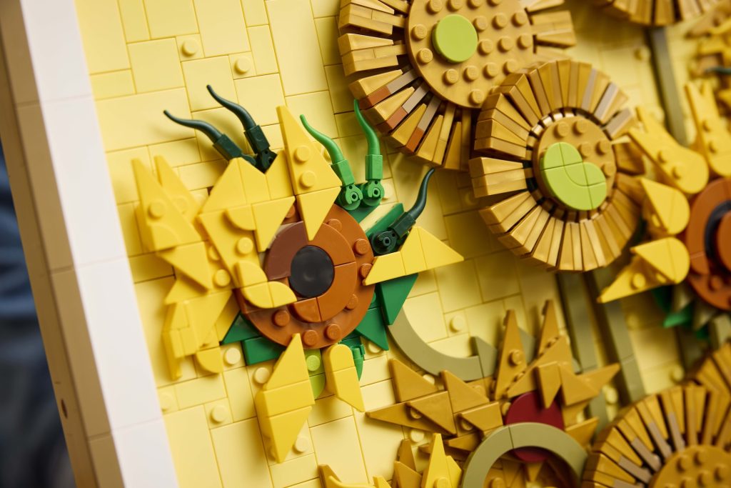 LEGO Art 31215 Vincent van Gogh Sunflowers 11 1024x683