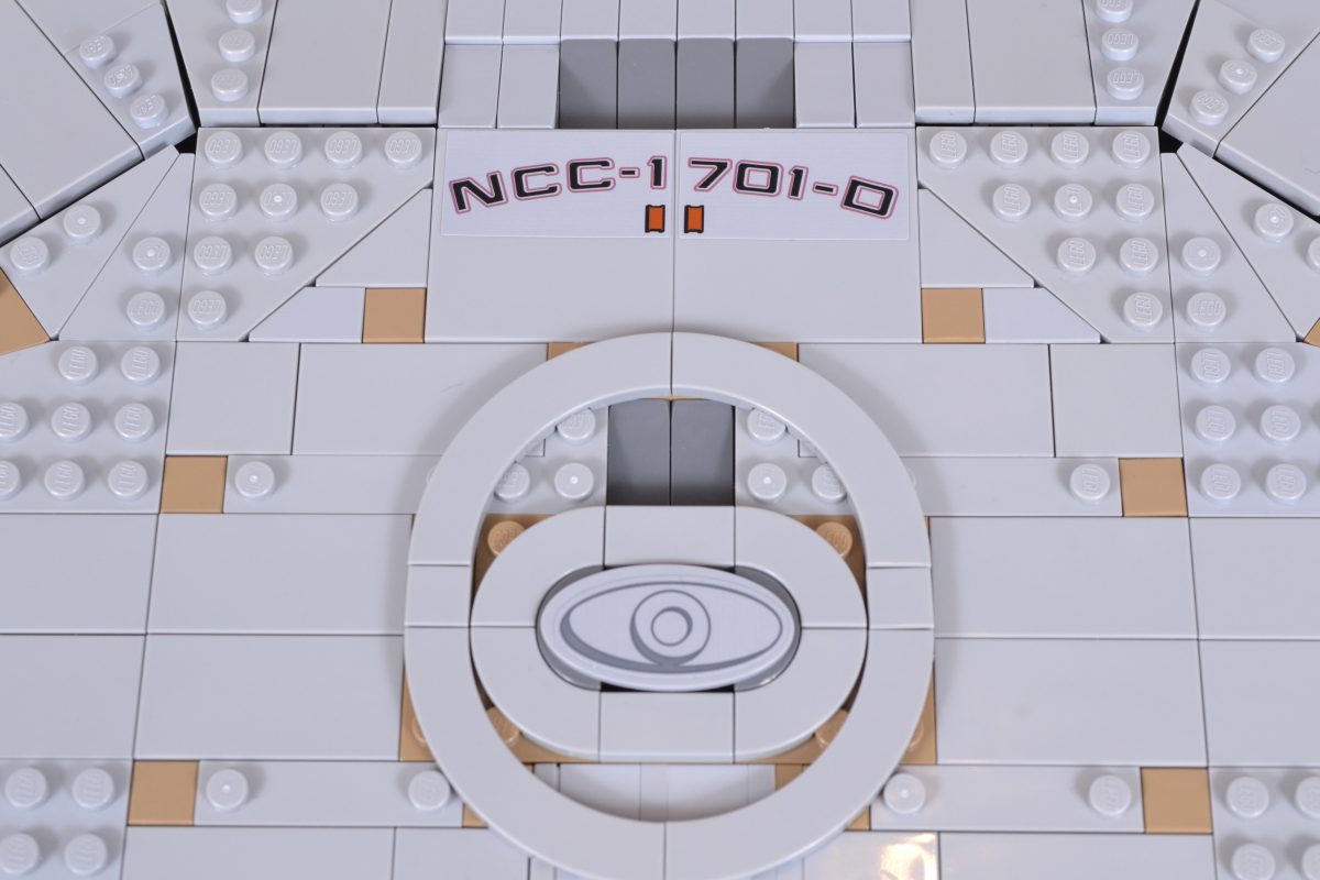 LEGO Icons 10356 USS Enterprise NCC 1701 D 34 1200x800