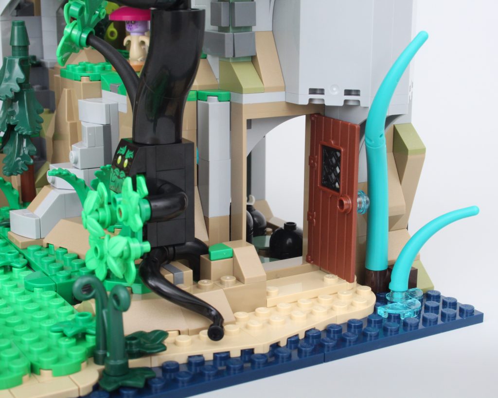 LEGO Ideas 21348 red dragons tale dungeons and dragons review 43 1024x819