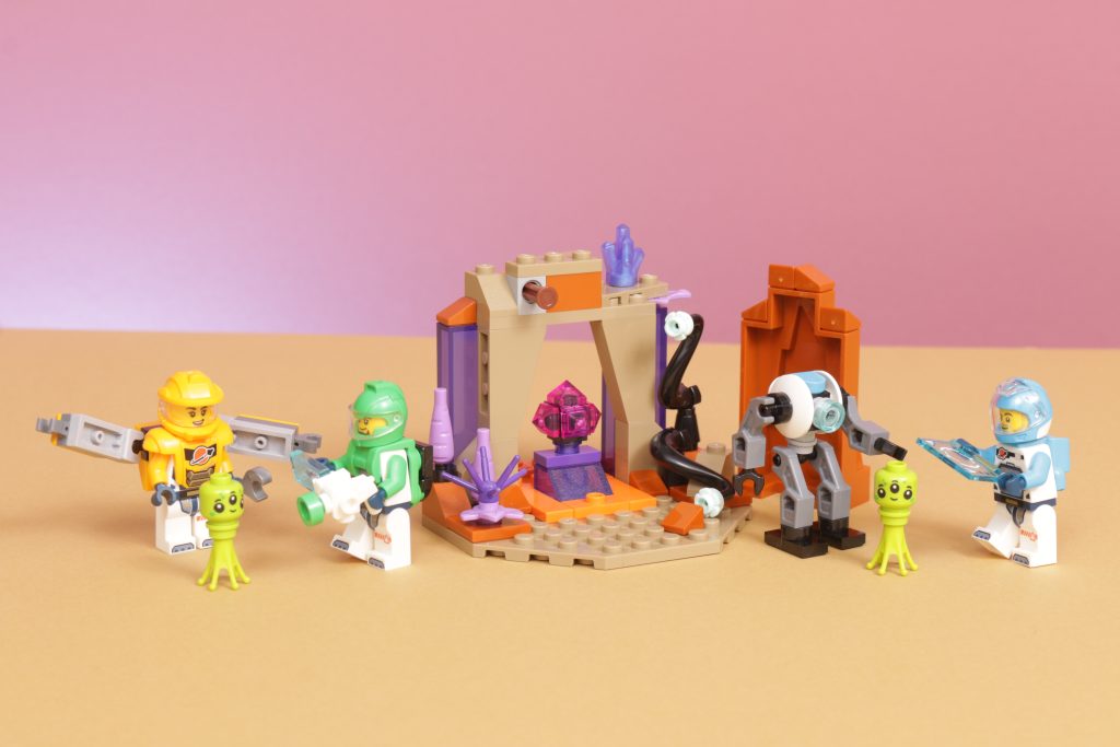 LEGO City 60432 Command Rover and Crane Loader review 3 1024x683