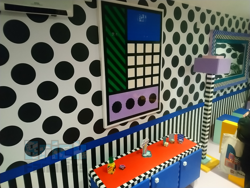 LEGO HOUSE OF DOTS inside 3