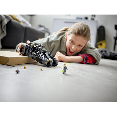 LEGO Batman 76239 Batmobile Tumbler Scarecrow Showdown 7