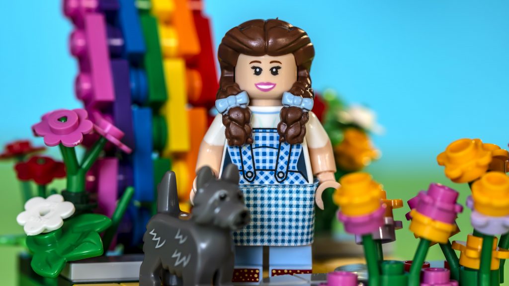 The LEGO Movie 2 Collectible Minifigures vignettes: The Wizard of Oz – Dorothy
