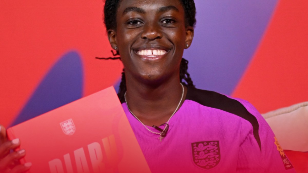 England Lionesses Michelle Agyemang and Lucy Bronze team up for LEGO projects